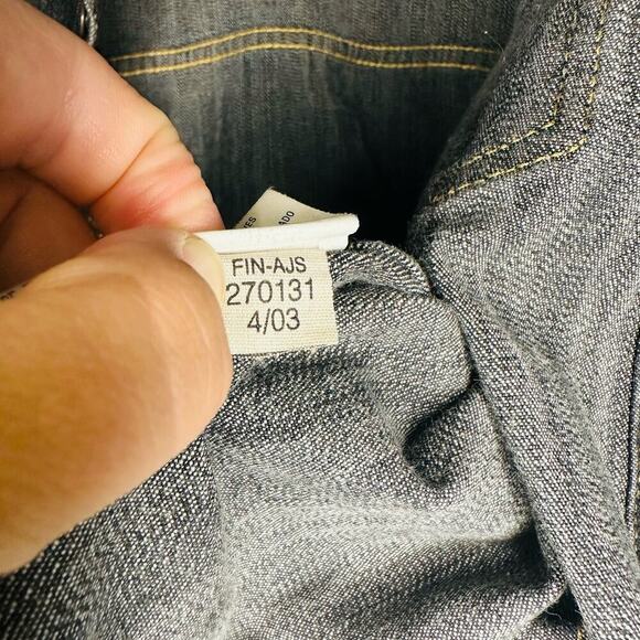 Vintage Tommy Hilfiger Black Button Front Pockets Denim Jacket Size Large - Picture 3 of 9